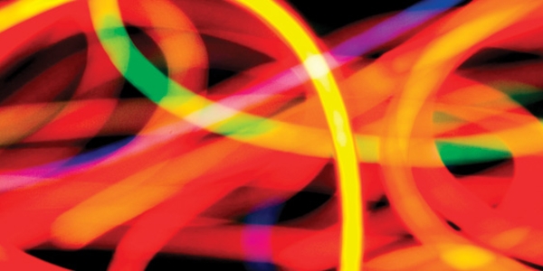 Năng động và mạnh mẽ - High Voltage